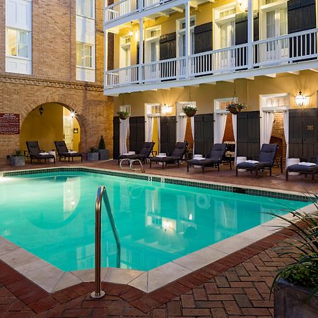 Holiday Inn Hotel French Quarter-Chateau Lemoyne By Ihg New Orleans Exterior photo