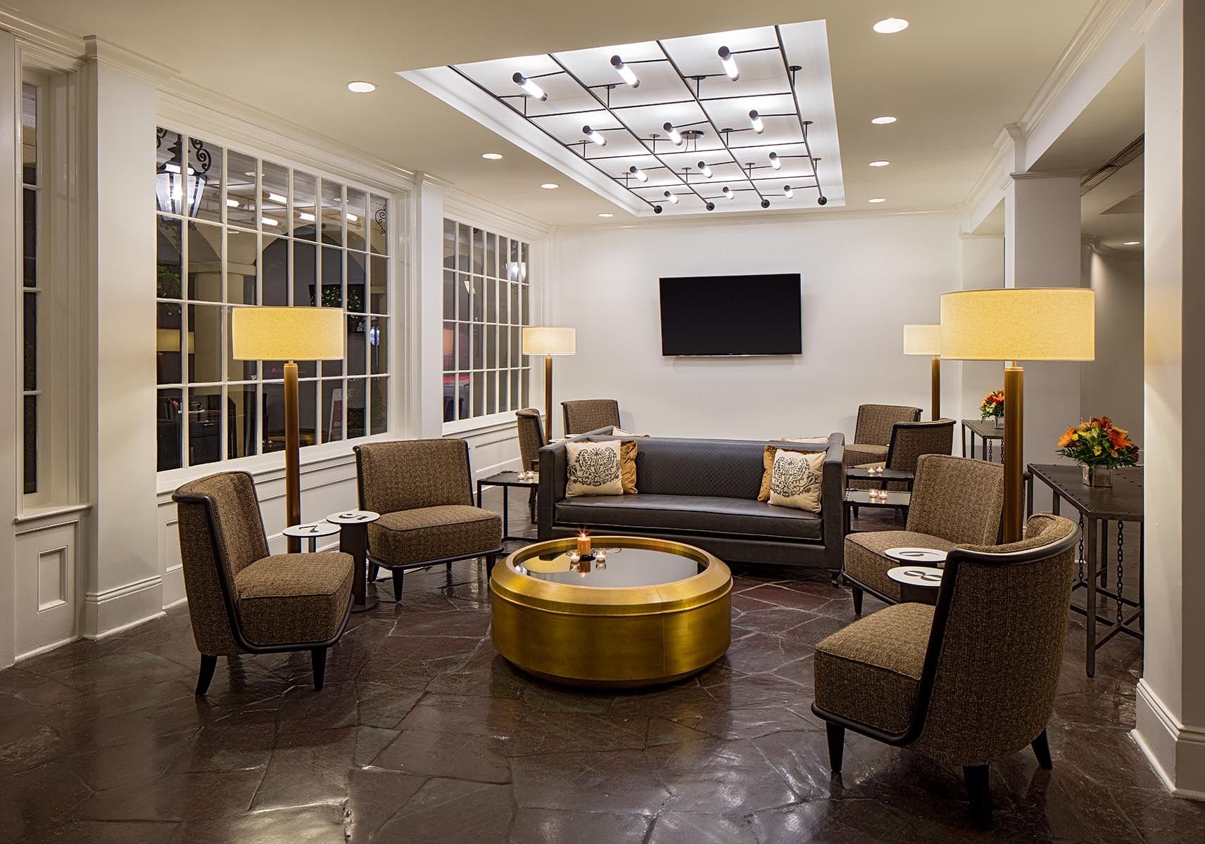Holiday Inn Hotel French Quarter-Chateau Lemoyne By Ihg New Orleans Exterior photo