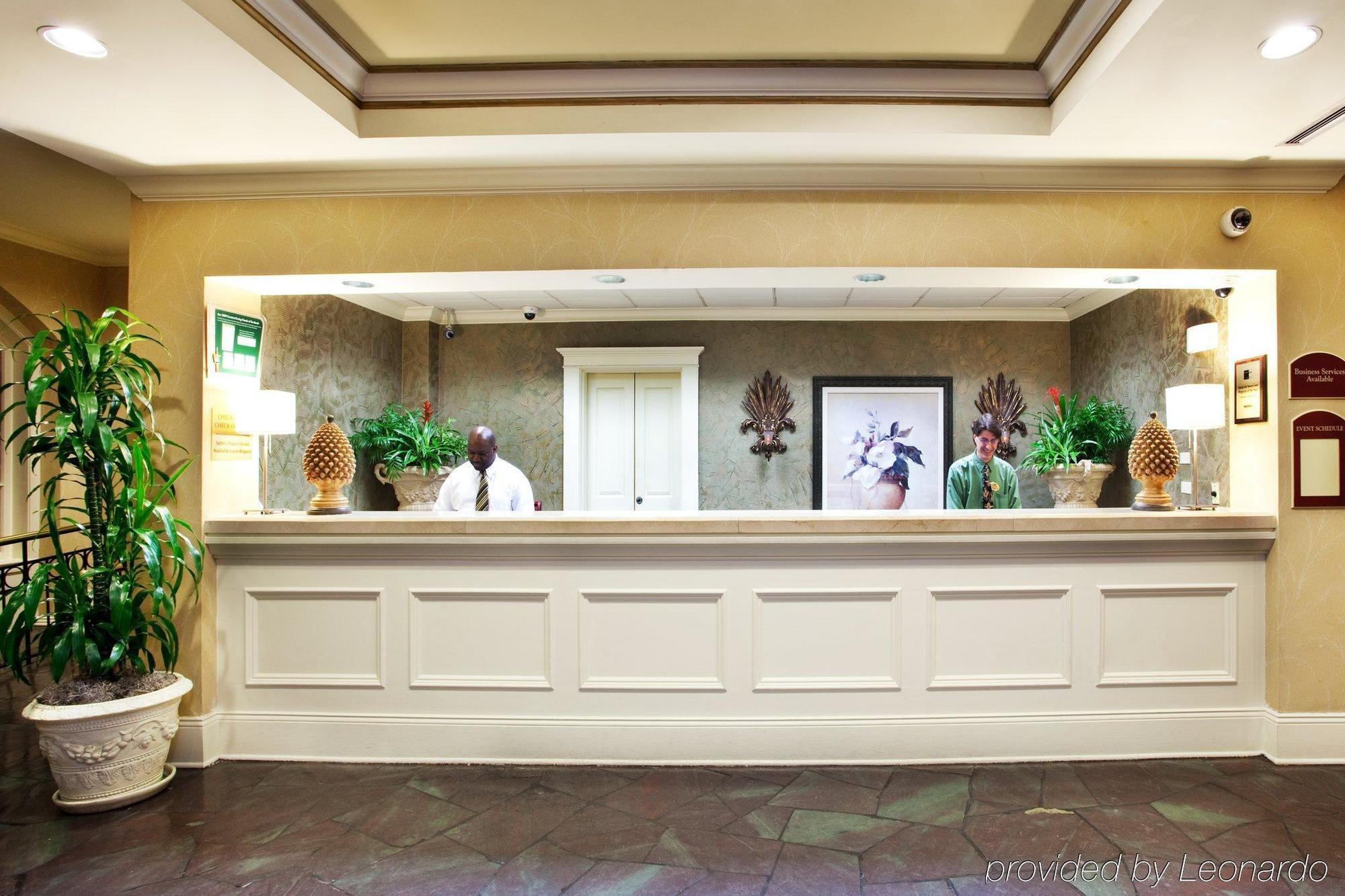 Holiday Inn Hotel French Quarter-Chateau Lemoyne By Ihg New Orleans Exterior photo